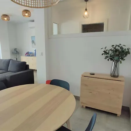 La Fontanilla Place וילה *